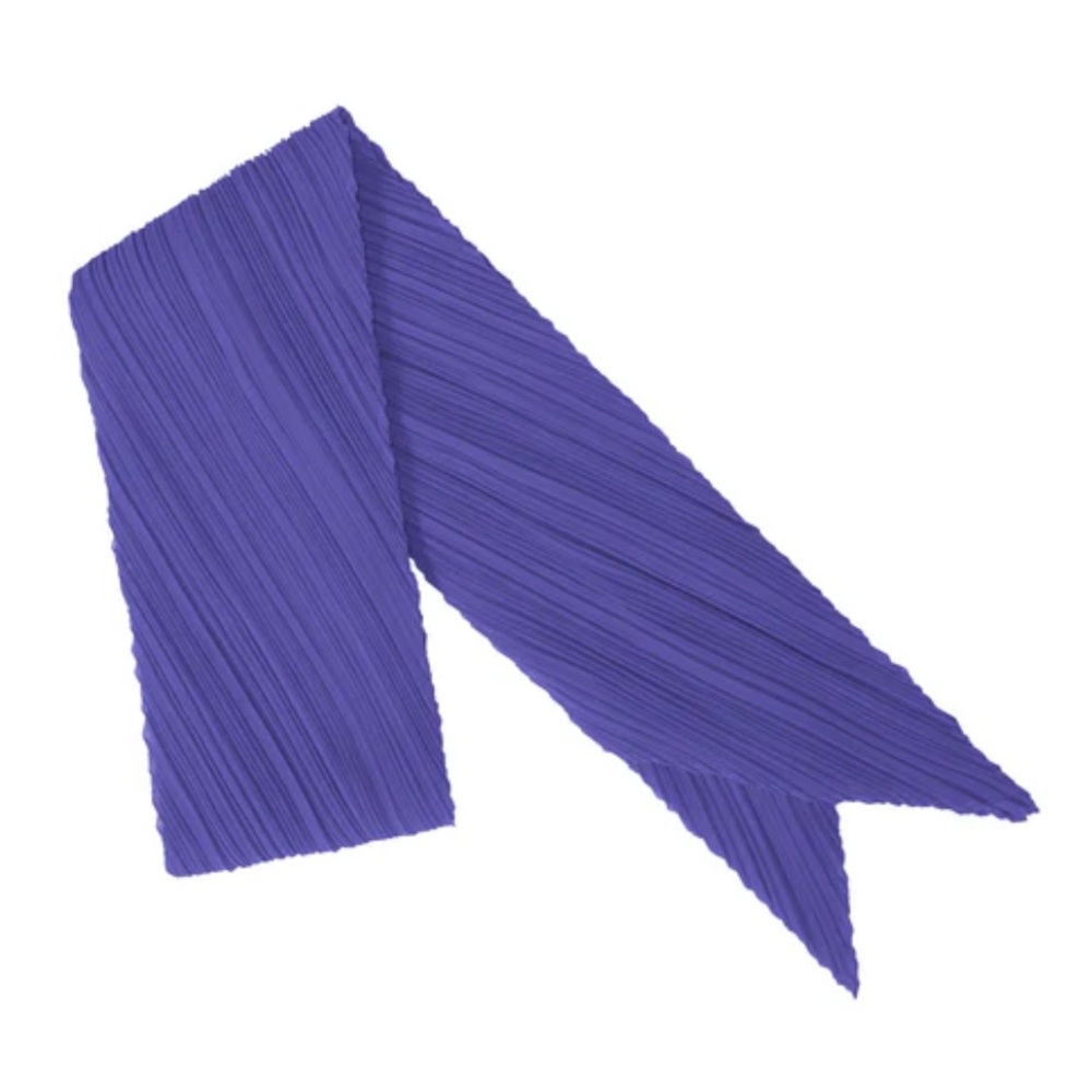 Monthly scarf - pleats please by Issey Miyake